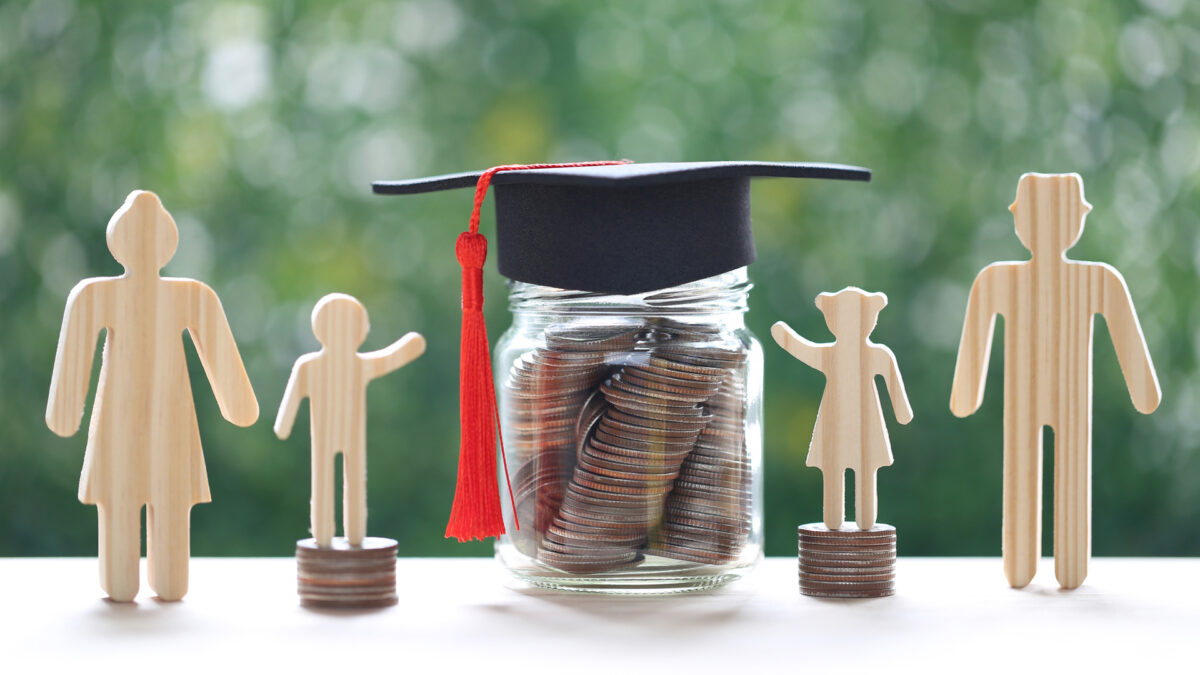 noticia-abogados__pagarestudios