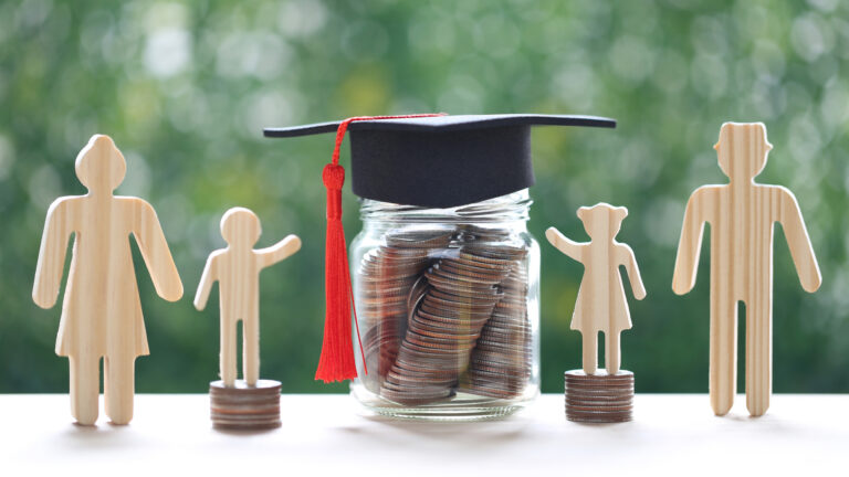 noticia-abogados__pagarestudios